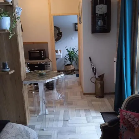 Holiday home Libellule Domaine De La Mamounette Champclause