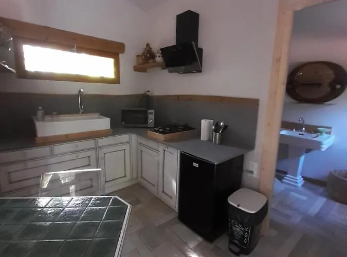 Libellule Domaine De La Mamounette * Champclause